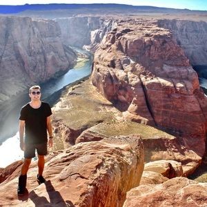 Meet your Posher, Scott